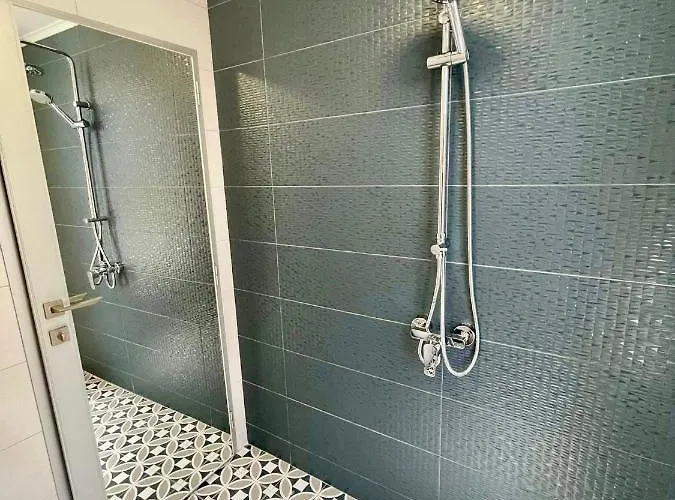 Διαμέρισμα Chernomorets Apartment