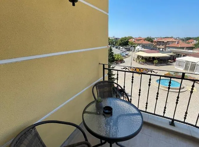 Chernomorets Apartment Διαμέρισμα *